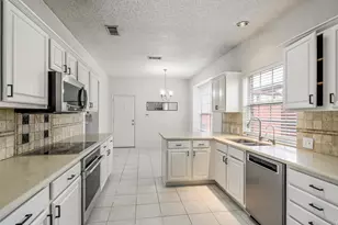 7611 Cordova Dr, Frisco, TX 75035 - Photo 6