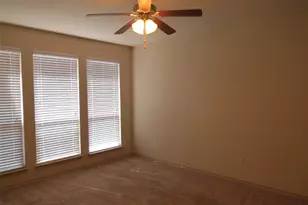 11045 Erinmoor Trail, Fort Worth, TX 76052 - Photo 8