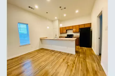3116 South Boulevard #3118, Dallas, TX 75215 - Photo 2