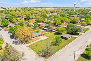 908 N Maple St, Muenster, TX 76252 - Photo 34