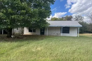 300 A E 3rd St, Iredell, TX 76649 - Photo 1