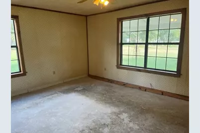 300 A E 3rd Street, Iredell, TX 76649 - Photo 8