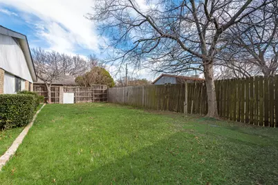 10906 Listi Drive, Dallas, TX 75238 - Photo 12