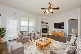 614 Canvas Ct, Lancaster, TX 75146 - Photo 4