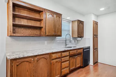 921 Red Oak Street, Azle, TX 76020 - Photo 4