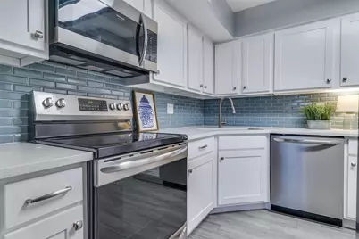 15151 Berry Trail #1208, Dallas, TX 75248 - Photo 10