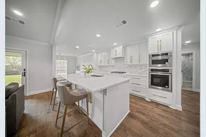 2904 Hunters Creek Place, Plano, TX 75075 - Photo 2