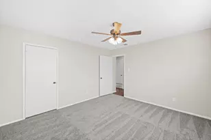 2001 San Jacinto Dr, Arlington, TX 76012 - Photo 28