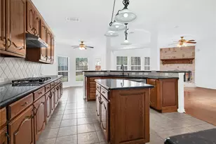 333 Green Acres Dr, Murphy, TX 75094 - Photo 18