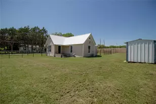 605 Orange Ave, Farmersville, TX 75442 - Photo 18