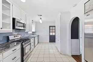 9403 Thornberry Ln, Dallas, TX 75220 - Photo 16