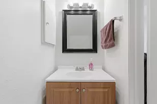 12818 Midway Rd, Dallas, TX 75244 - Photo 20