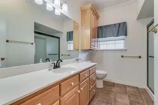 120 Modoc Trail, Lake Kiowa, TX 76240 - Photo 16