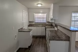 1001 W Main St, Crowley, TX 76036 - Photo 8