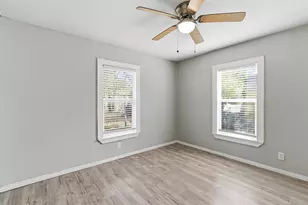 405 N Carr Ave, Sherman, TX 75090 - Photo 18