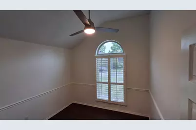 3218 Mapleridge Drive, Grapevine, TX 76051 - Photo 18