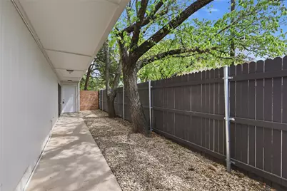 620 W Union Bower Road, Irving, TX 75061 - Photo 20