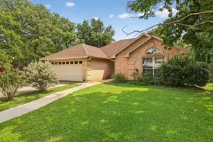 420 Meadow Crest Dr, Azle, TX 76020 - Photo 28
