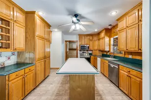 2383 Blanks Rd, Tioga, TX 76271 - Photo 6