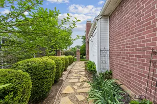 4055 Seabury Dr, Dallas, TX 75287 - Photo 26