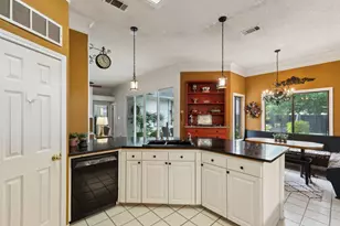 4055 Seabury Dr, Dallas, TX 75287 - Photo 10