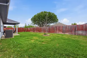 5762 Firethorn Dr, Dallas, TX 75249 - Photo 18