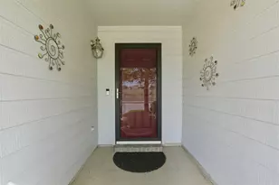 5762 Firethorn Dr, Dallas, TX 75249 - Photo 2