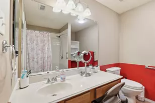 5762 Firethorn Dr, Dallas, TX 75249 - Photo 10