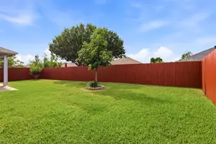 5762 Firethorn Dr, Dallas, TX 75249 - Photo 20