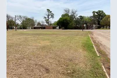 1419 Landon Street, Stamford, TX 79553 - Photo 1