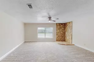 1500 Berry Dr, Cleburne, TX 76033 - Photo 6