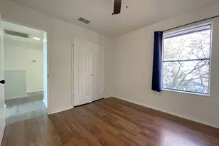 2105 Knoll Crest Dr, Arlington, TX 76014 - Photo 12