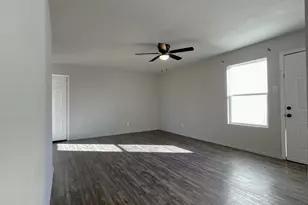 2105 Knoll Crest Dr, Arlington, TX 76014 - Photo 8