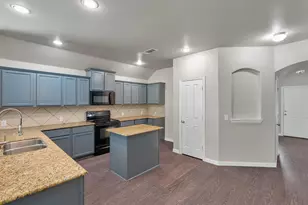 221 Bear Trail, Waxahachie, TX 75165 - Photo 10