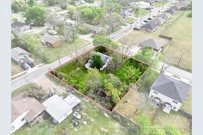 619 Thomas Street, Bonham, TX 75418 - Photo 1