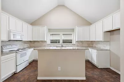 2201 Windsor Farms Drive, Denton, TX 76207 - Photo 16