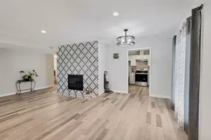 1742 Delaford Dr, Carrollton, TX 75007 - Photo 12