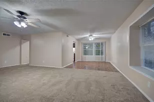 3319 Crites St, Richland Hills, TX 76118 - Photo 4