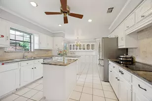 3306 Bluffview Dr, Garland, TX 75043 - Photo 18