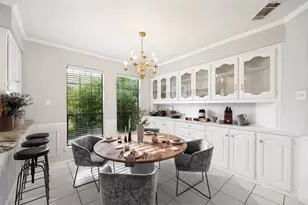 3306 Bluffview Dr, Garland, TX 75043 - Photo 2