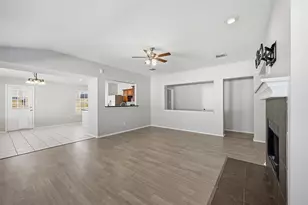 1665 Crown Point Dr, Little Elm, TX 75036 - Photo 2