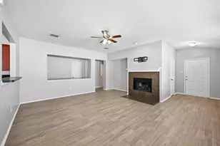 1665 Crown Point Dr, Little Elm, TX 75036 - Photo 4