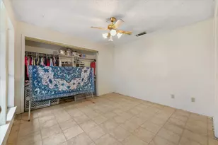 114 Wilshire Ct, Irving, TX 75061 - Photo 8
