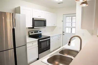 300 S Cottonbelt Avenue #3A, Wylie, TX 75098 - Photo 2