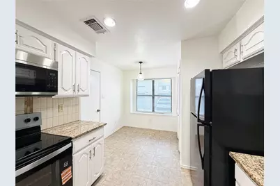 17490 Meandering Way #1102, Dallas, TX 75252 - Photo 16