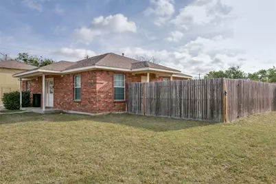 107 S Crawford Street #1, Denton, TX 76205 - Photo 16