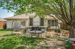 745 Winding Oak, Lake Dallas, TX 75065 - Photo 24