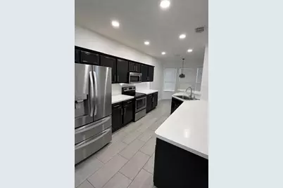 7704 Danuers Lane, Arlington, TX 76002 - Photo 2