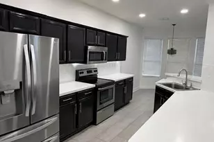 7704 Danuers Ln, Arlington, TX 76002 - Photo 2