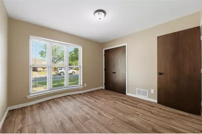 714 Royal Oaks Drive, Garland, TX 75040 - Photo 22